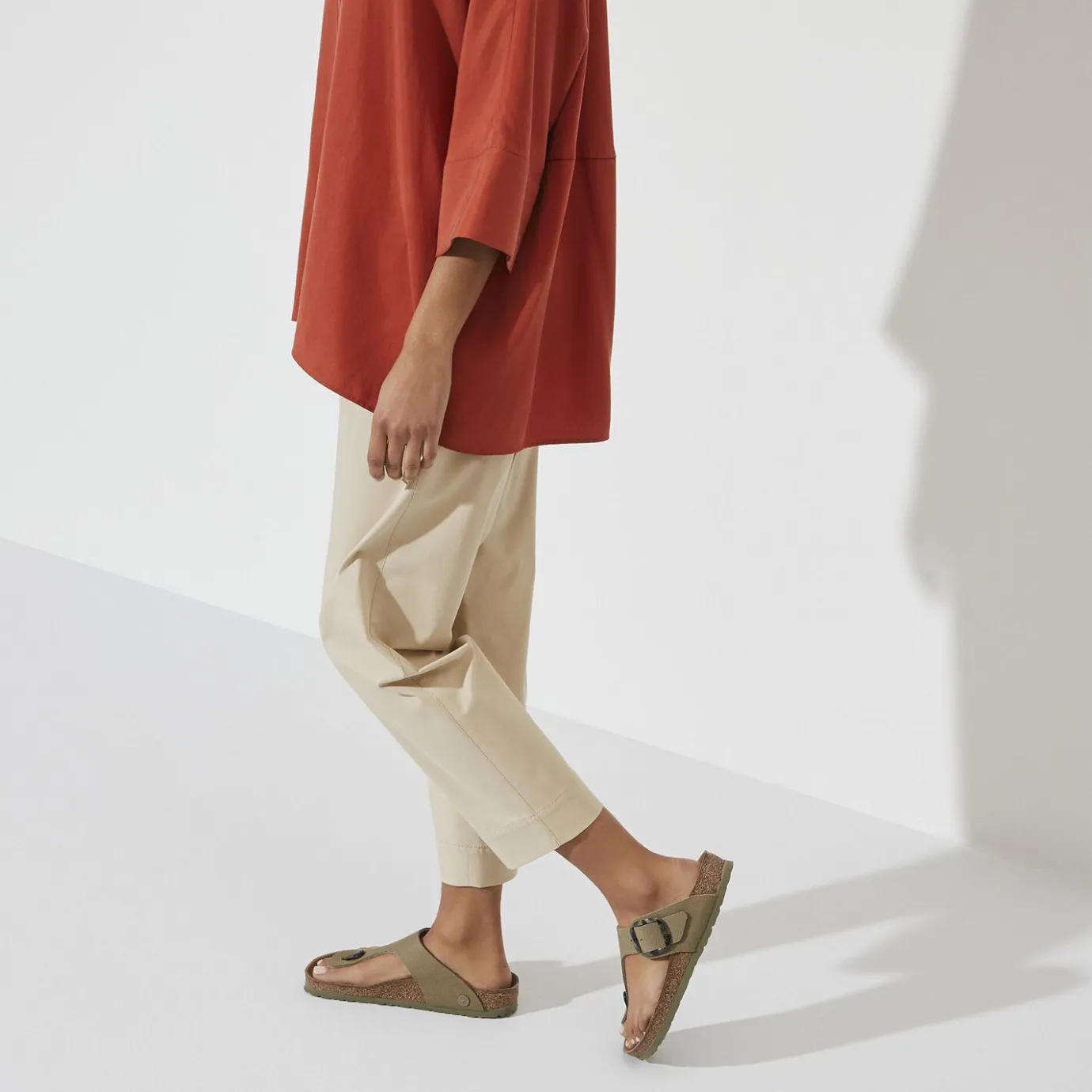 Birkenstock Thong Sandals<Gizeh Vegan Big Buckle Faded Khaki