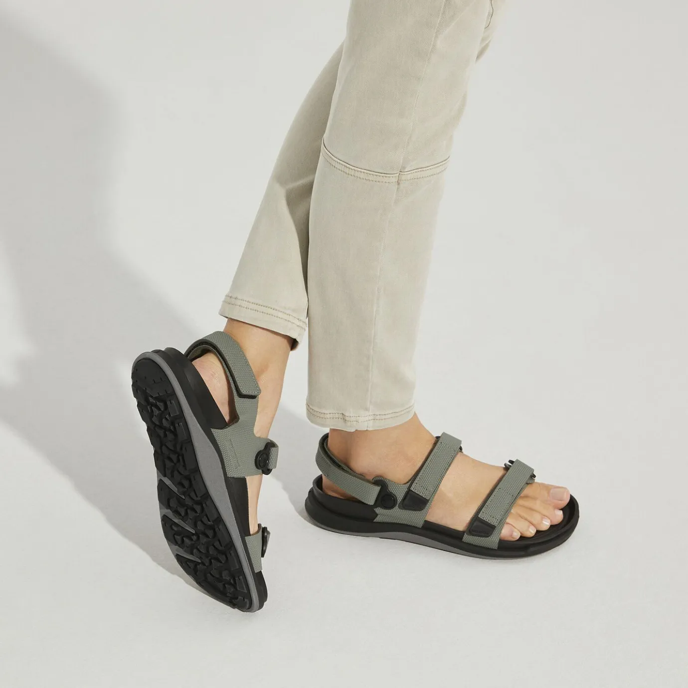 Birkenstock Multi-Strap Sandals<Kalahari Women Futura Khaki