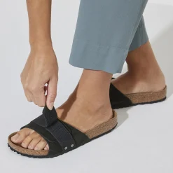 Birkenstock One-Strap Sandals<Oita Black